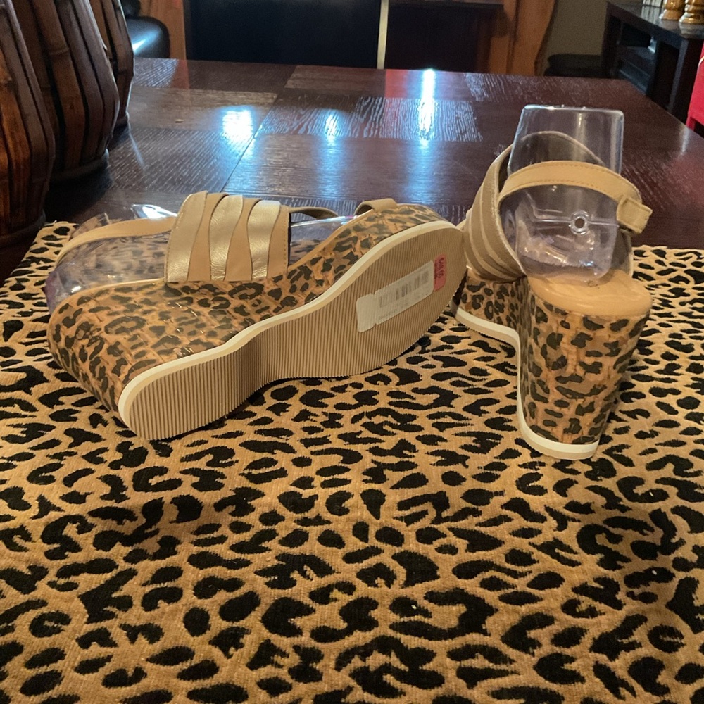 Donald J. Pliner Beige Strappy Wedges - Picture 4 of 5